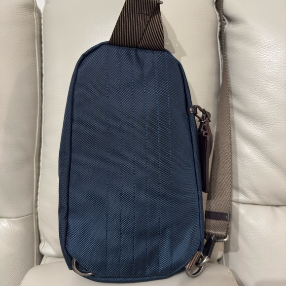 Tumi Men's Blue and Brown Belt Bag - Picture 5 of 10